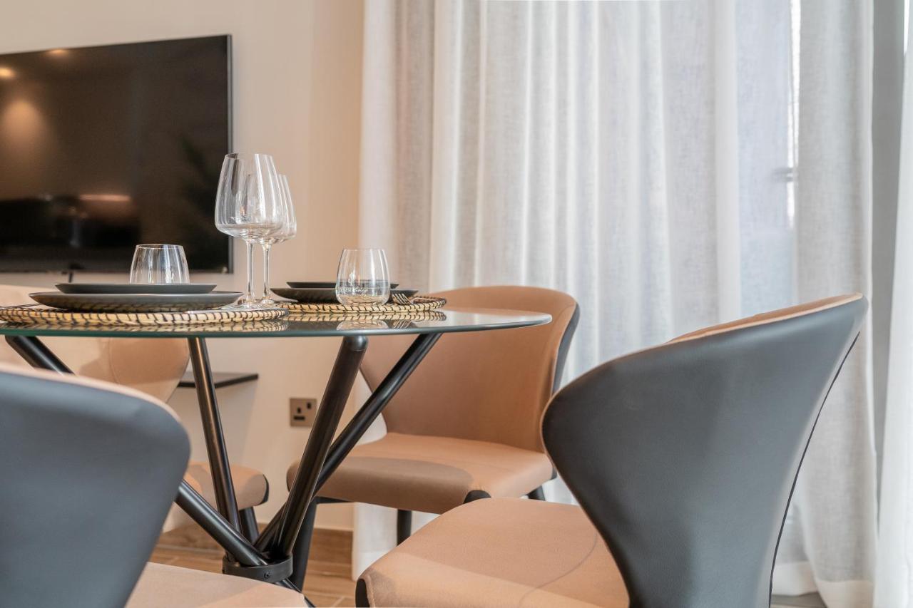 Desert Living Luxury Condo - Jumeirah Living Marina Gate Dubai Buitenkant foto