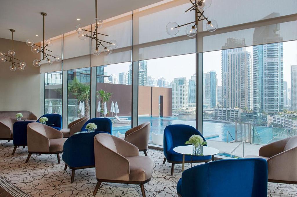 Desert Living Luxury Condo - Jumeirah Living Marina Gate Dubai Buitenkant foto